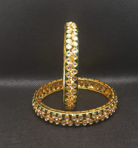 Rangoki Antique Gold Plated Green Kundan Bangles